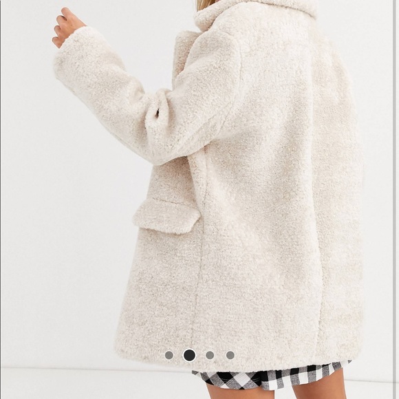 COPY - Pull & Bear Faux Fur Coat in Cream - teddy bear like coat - Picture 2 of 9